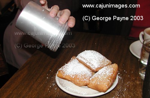 Beignets do Café du Monde em New Orleans